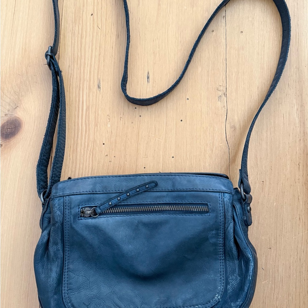 Everyday Navy Leather Crossbody Bag with Front Zip Pocket by The Trend Bags